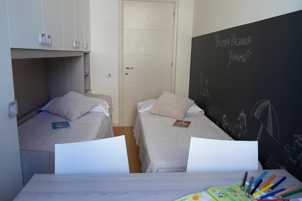 Zara D'Amare A Pesaro 10 Metri Dalla Spiaggia By Yohome מראה חיצוני תמונה