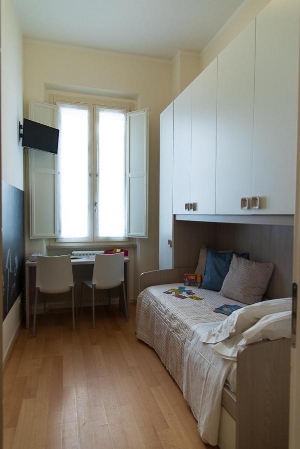 Zara D'Amare A Pesaro 10 Metri Dalla Spiaggia By Yohome מראה חיצוני תמונה